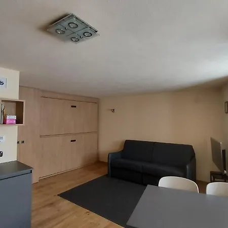 Caratteristico Mono A La Saxe - Condominio Anne